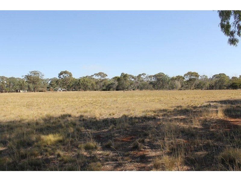 140 Agars Road, Balliang East VIC 3340