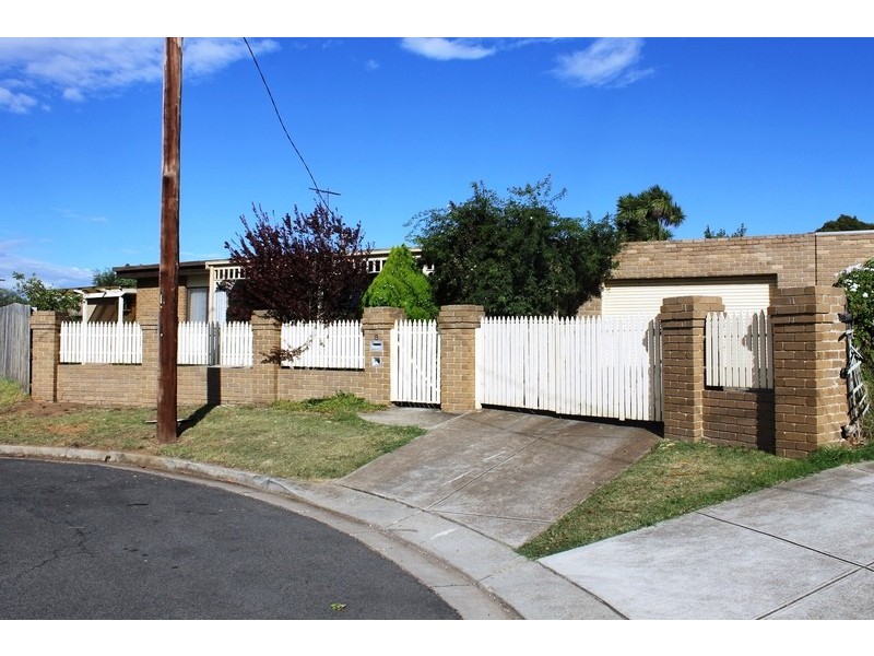 6 Mitchell Court, Bacchus Marsh VIC 3340