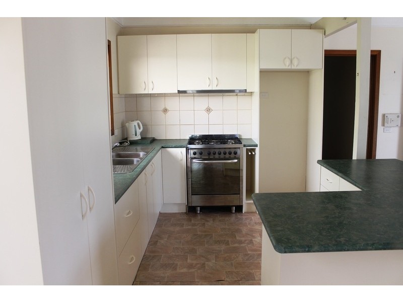 6 Mitchell Court, Bacchus Marsh VIC 3340