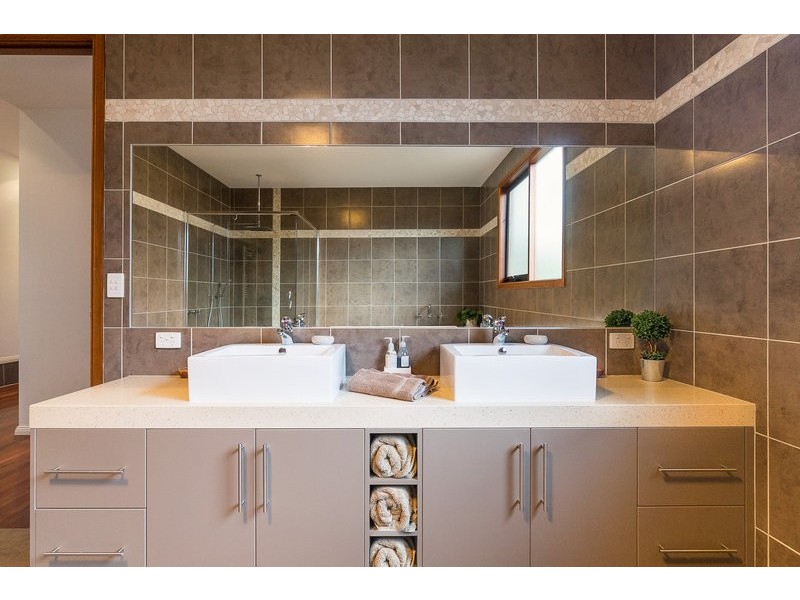 7 Alice Close, Bacchus Marsh VIC 3340