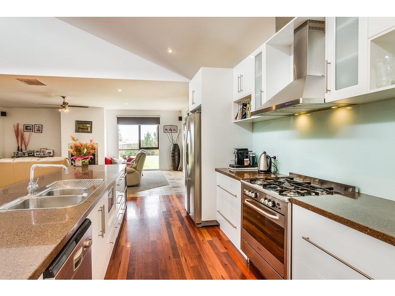 7 Alice Close, Bacchus Marsh VIC 3340