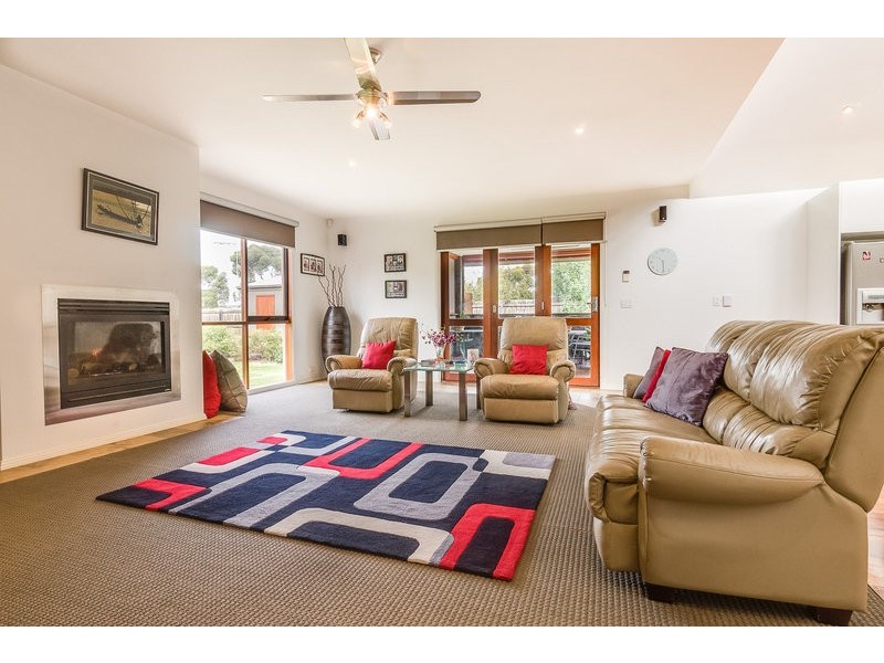 7 Alice Close, Bacchus Marsh VIC 3340