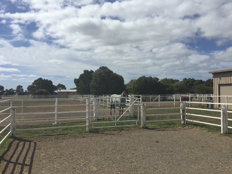 69 Hopetoun Road, Mitchell Park VIC 3355