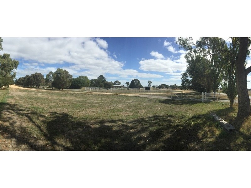 69 Hopetoun Road, Mitchell Park VIC 3355