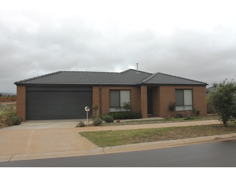 107 Burbidge Drive, Bacchus Marsh VIC 3340