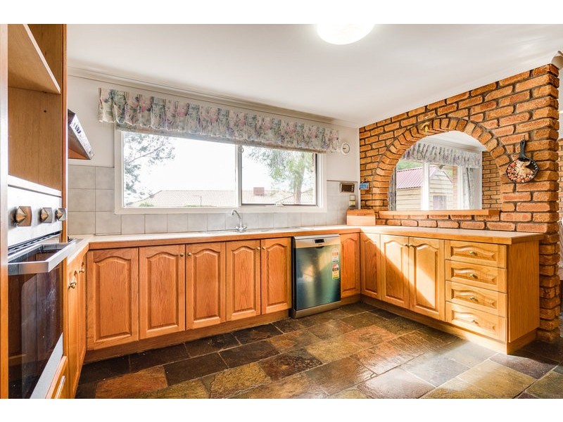 8 Todman Close, Bacchus Marsh VIC 3340