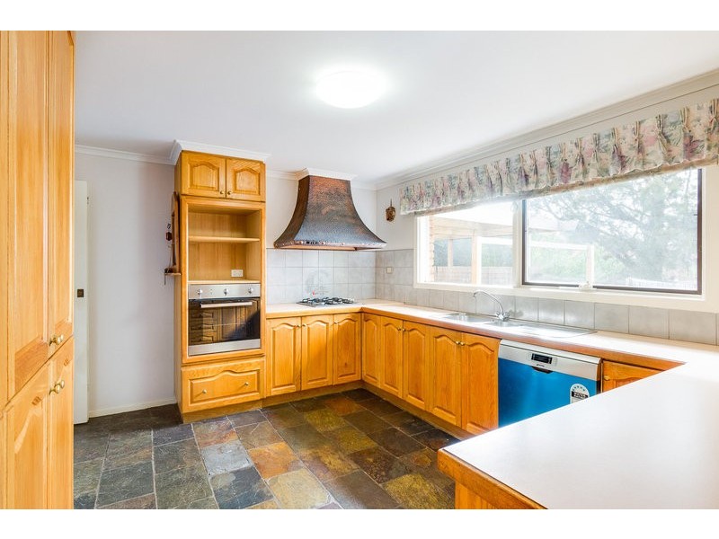 8 Todman Close, Bacchus Marsh VIC 3340