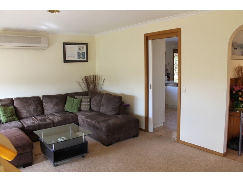 5 Charltonian Close, Bacchus Marsh VIC 3340