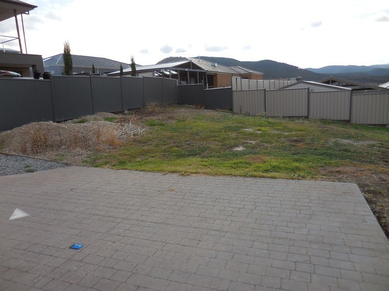 61 Riversdale Crescent, Bacchus Marsh VIC 3340