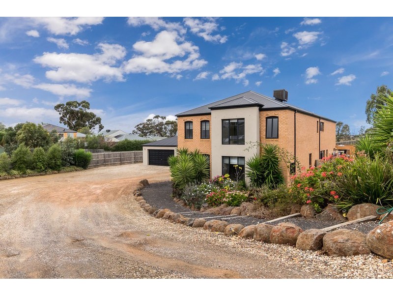 3 Bruce Court, Bacchus Marsh VIC 3340