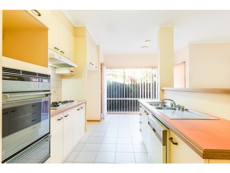 8 Gulline Close, Bacchus Marsh VIC 3340