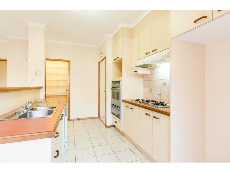 8 Gulline Close, Bacchus Marsh VIC 3340