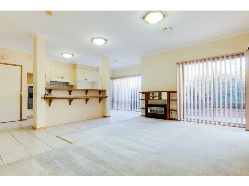 8 Gulline Close, Bacchus Marsh VIC 3340