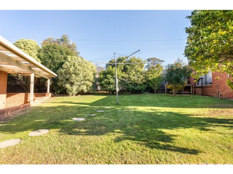 8 Gulline Close, Bacchus Marsh VIC 3340