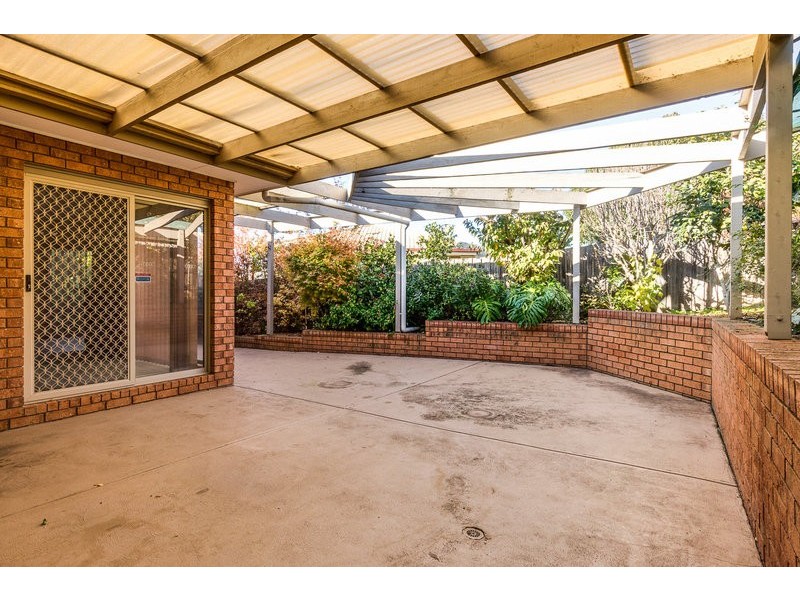 8 Gulline Close, Bacchus Marsh VIC 3340