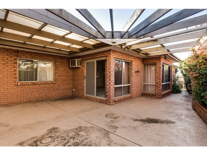 8 Gulline Close, Bacchus Marsh VIC 3340