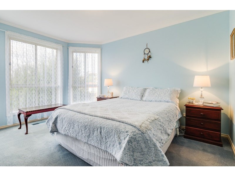 7 Hine Court, Darley VIC 3340