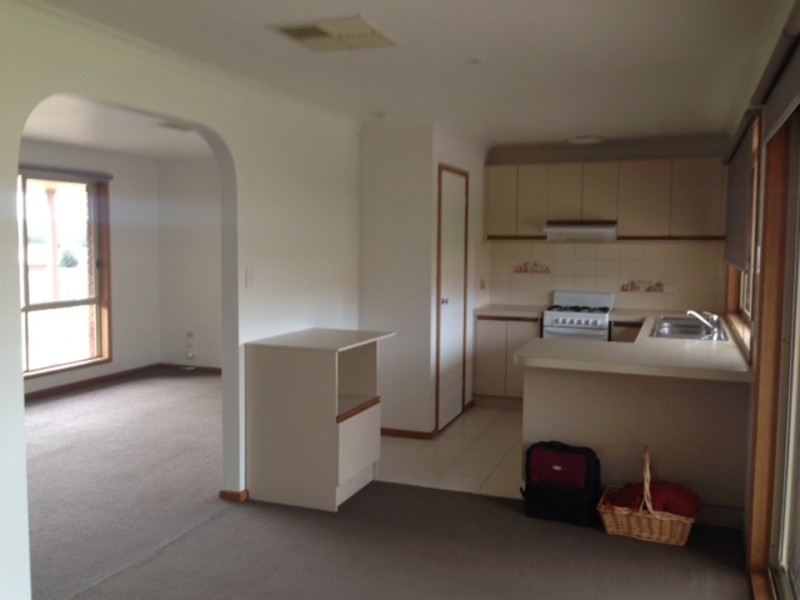 43 Clifton Drive, Bacchus Marsh VIC 3340