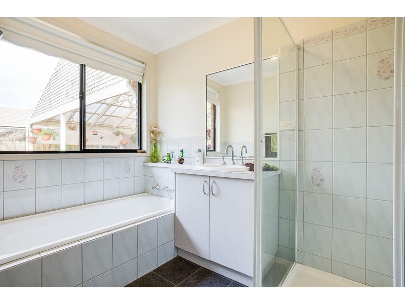 56 Halletts Way, Bacchus Marsh VIC 3340