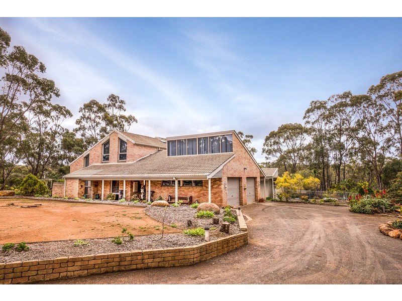 84 Sundew Avenue, Long Forest VIC 3340