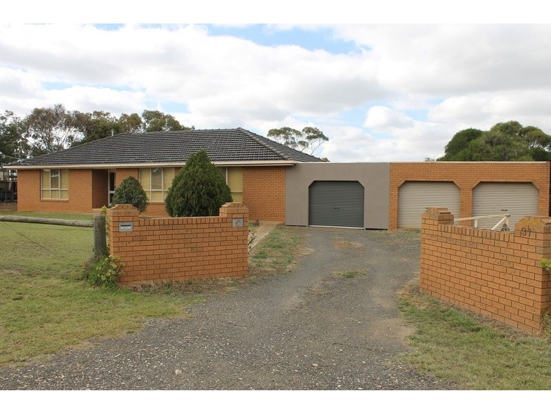 31 Nathan Drive, Bacchus Marsh VIC 3340