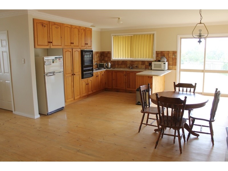 31 Nathan Drive, Bacchus Marsh VIC 3340