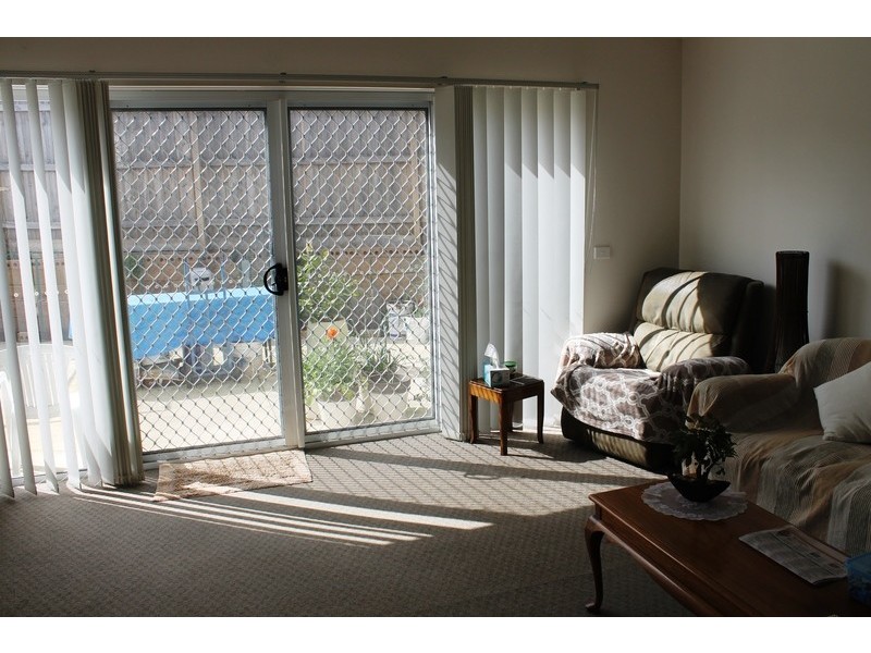 4/11-15 Silverdale Drive, Bacchus Marsh VIC 3340