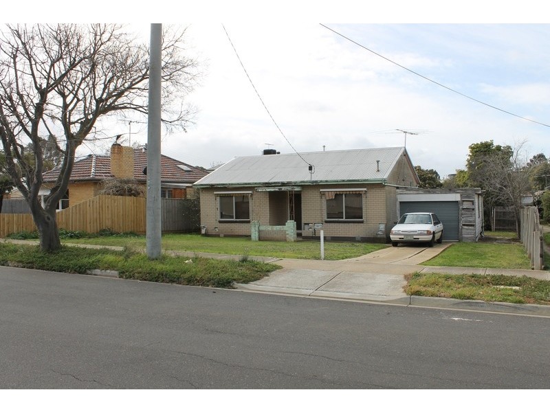 14 George Street, Bacchus Marsh VIC 3340