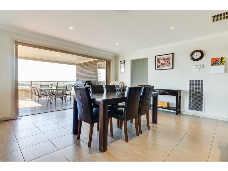 14 Kyle Way, Bacchus Marsh VIC 3340