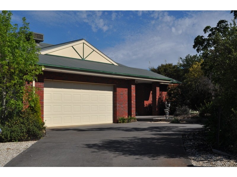 18 Augusta Place, Bacchus Marsh VIC 3340