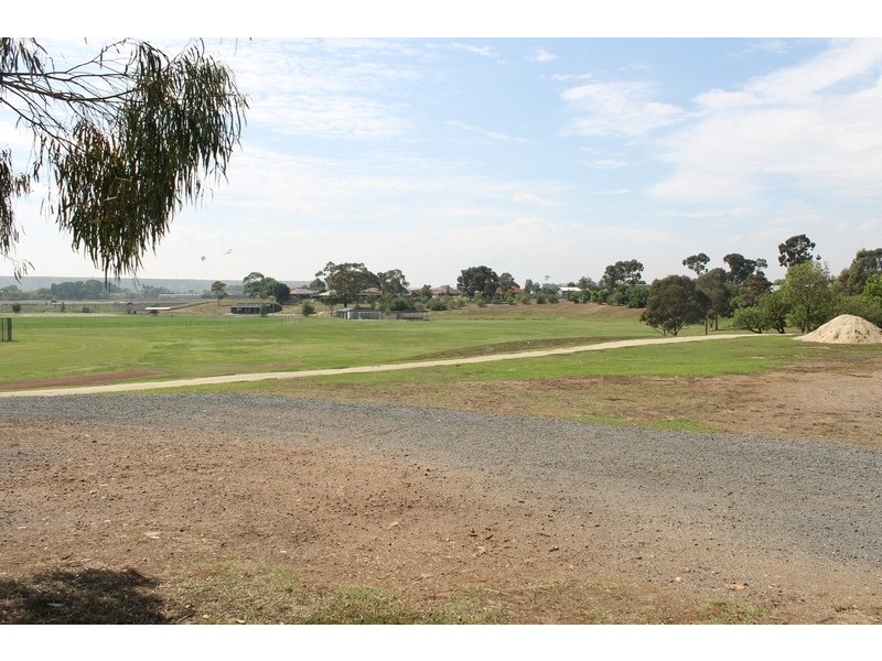 62a Young Street, Bacchus Marsh VIC 3340