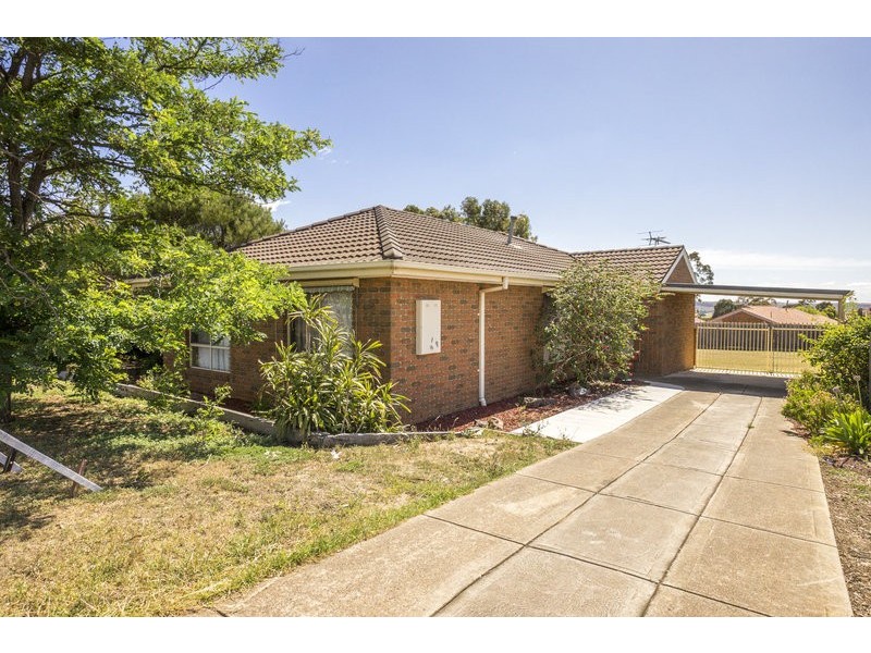 62 Halletts Way, Bacchus Marsh VIC 3340