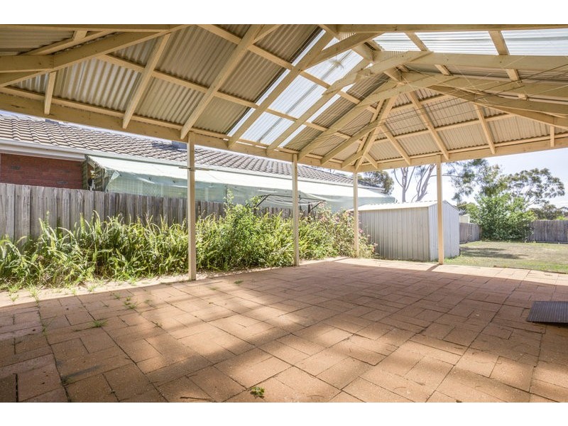 62 Halletts Way, Bacchus Marsh VIC 3340