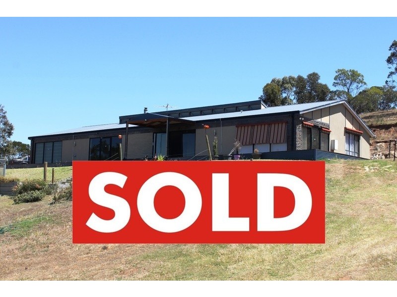 17 Condons Lane, Bacchus Marsh VIC 3340