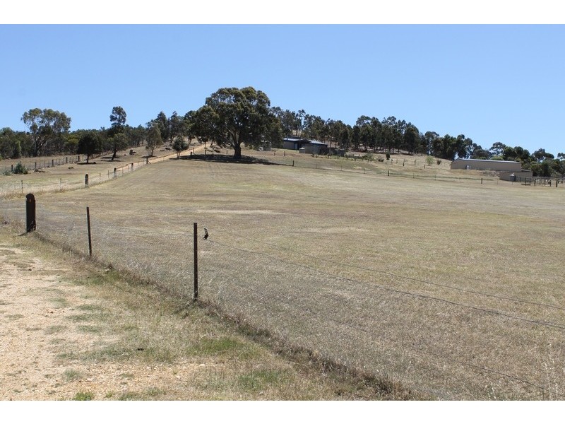 17 Condons Lane, Bacchus Marsh VIC 3340