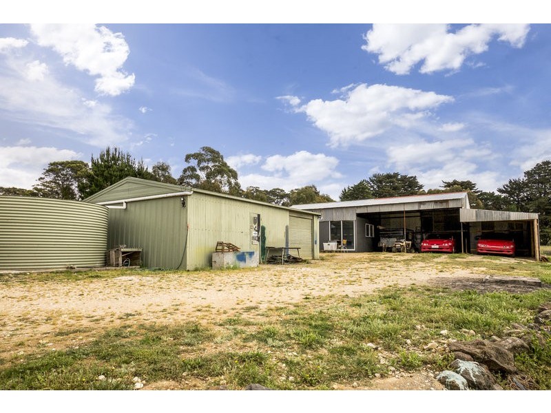 568 Mt Blackwood Road, Myrniong VIC 3341