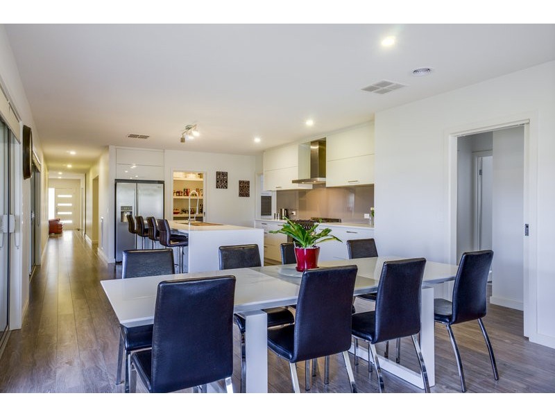 13 Hilda Street, Bacchus Marsh VIC 3340