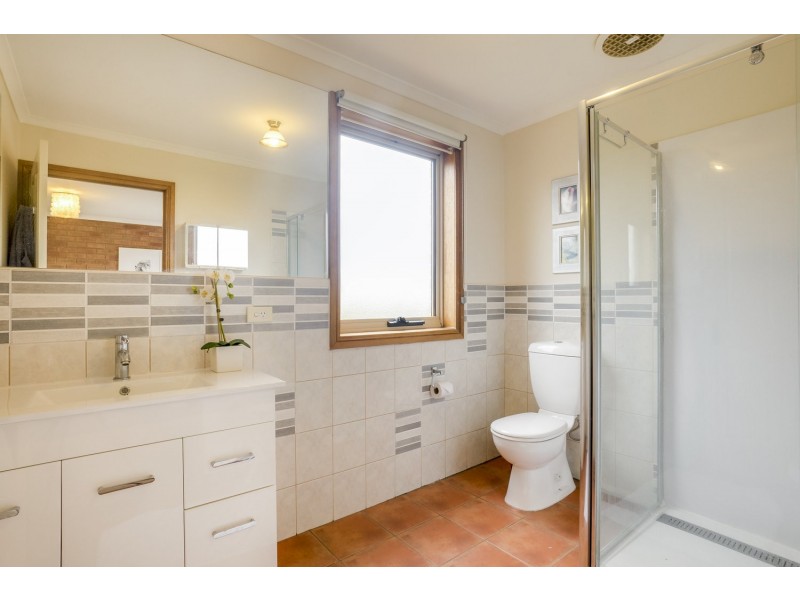 16 Smiths Lane, Bacchus Marsh VIC 3340