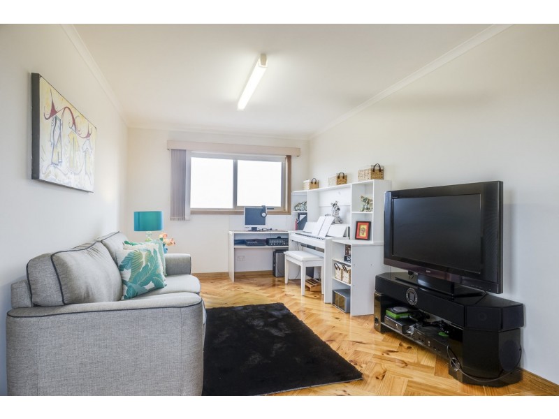 16 Smiths Lane, Bacchus Marsh VIC 3340