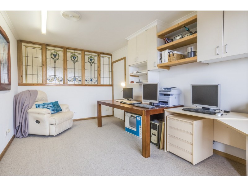 16 Smiths Lane, Bacchus Marsh VIC 3340