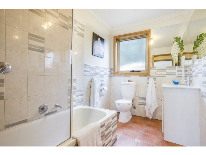 16 Smiths Lane, Bacchus Marsh VIC 3340