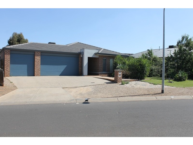21 Silverdale Drive, Bacchus Marsh VIC 3340