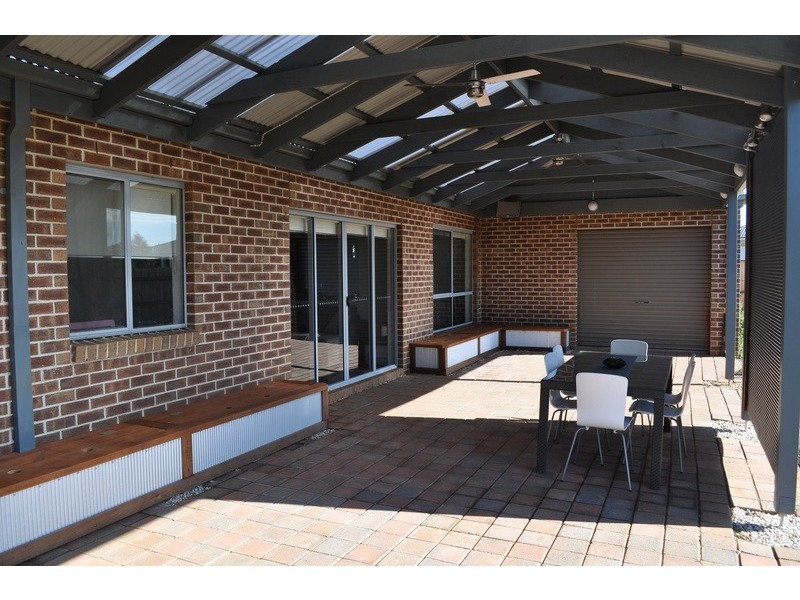 21 Silverdale Drive, Bacchus Marsh VIC 3340