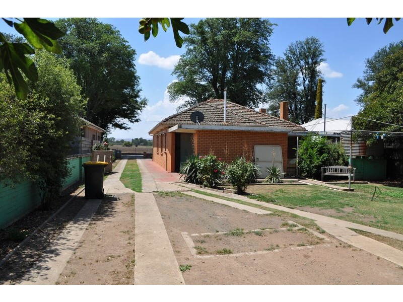 297 Main Street, Bacchus Marsh VIC 3340