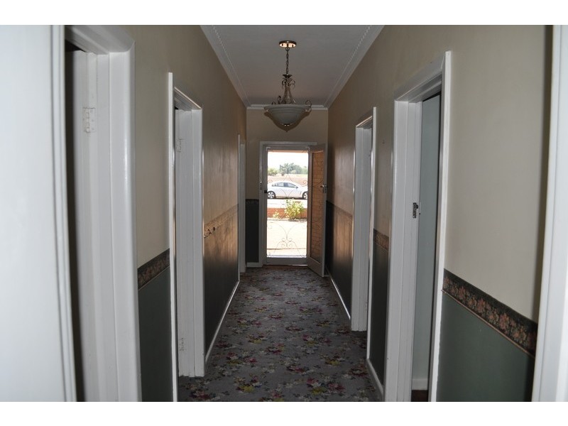 297 Main Street, Bacchus Marsh VIC 3340
