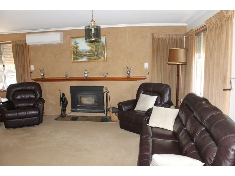 30 Condons Lane, Bacchus Marsh VIC 3340