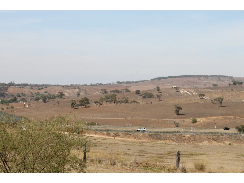 30 Condons Lane, Bacchus Marsh VIC 3340