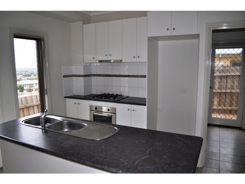 3/21 Fredrick Street, Bacchus Marsh VIC 3340