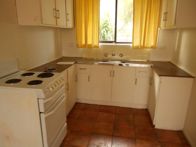 2/2 Russell Street, Bacchus Marsh VIC 3340