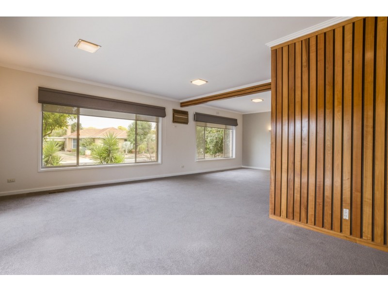 12 Malcolm Street, Bacchus Marsh VIC 3340